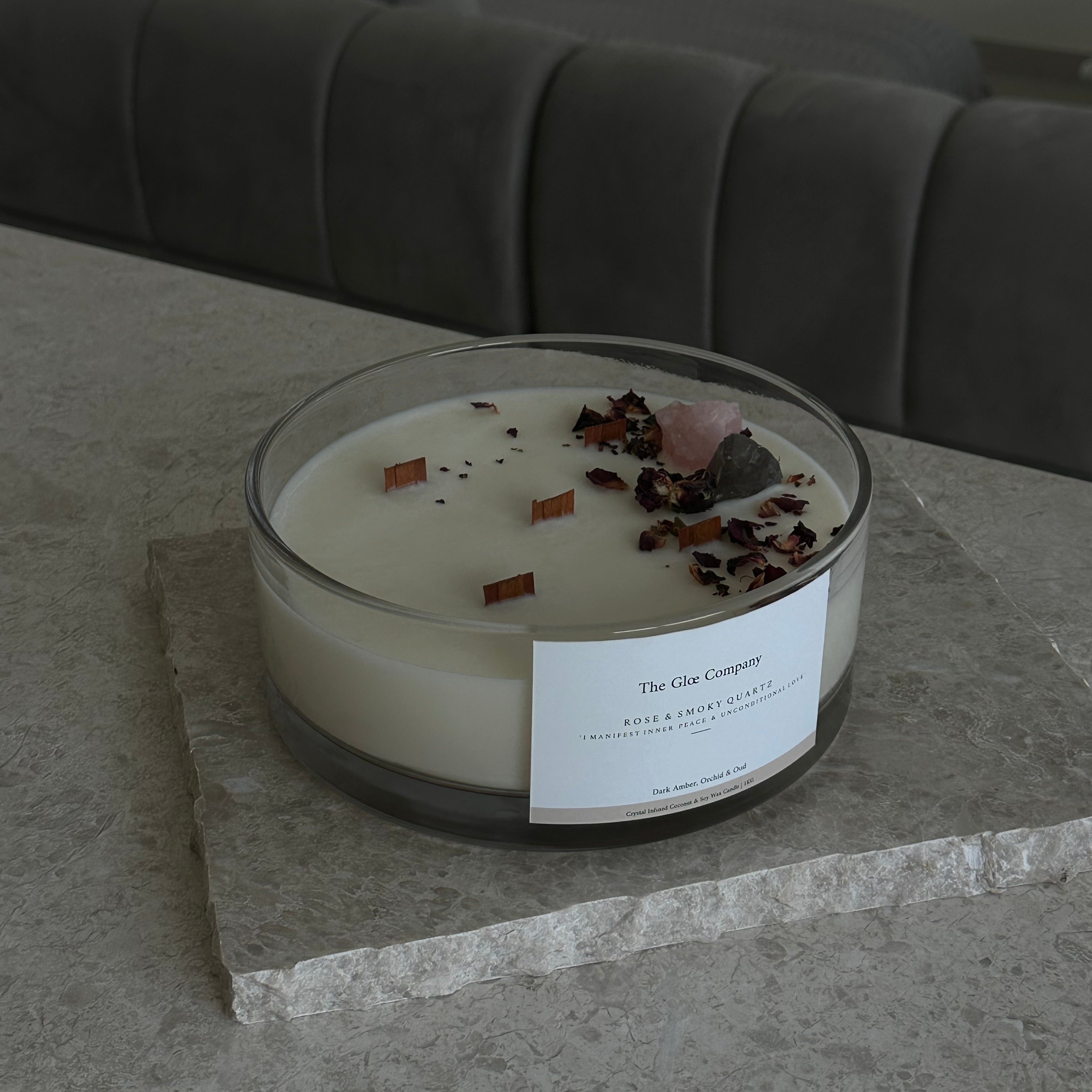 Dark Amber & Oud - 1kg (Crystal-Infused Candle)